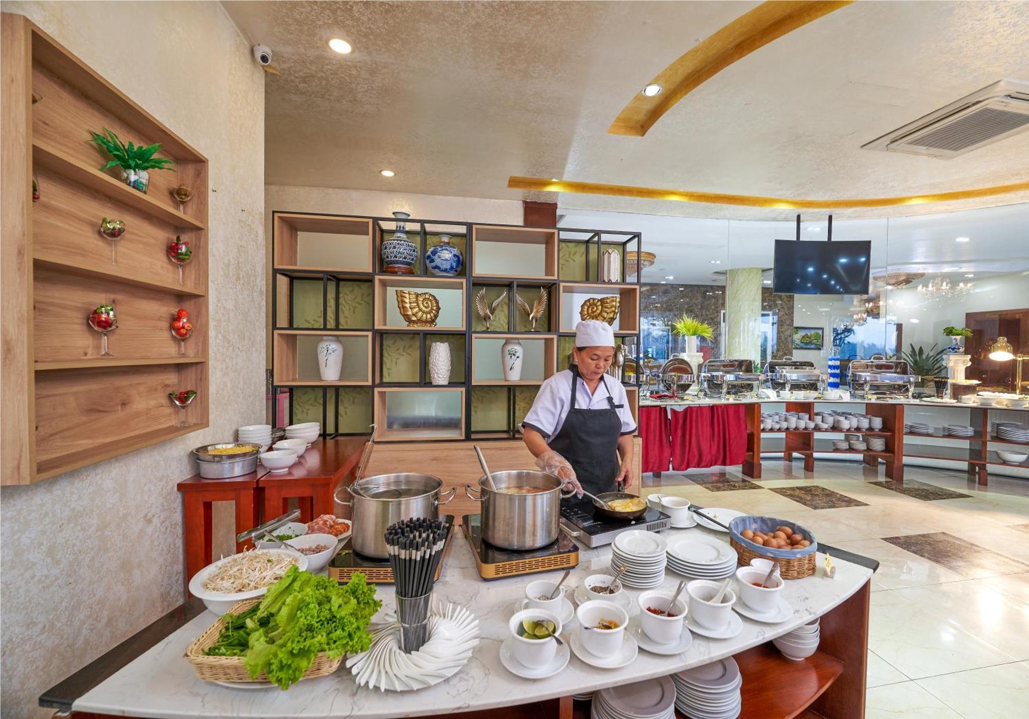 Bcons Riverside Hotel Binh Duong Thu Dau Mot Exterior foto